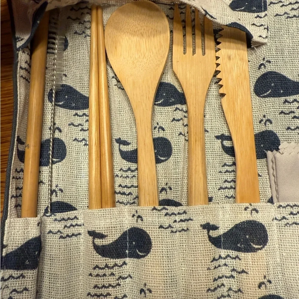 NWOT Blue White Whale Print Utensil Holder Portable for Lunch Box or Camping